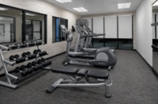 คอร์ทยาร์ดบายแมริออท ราเลห์นอร์ท/ไทรแองเกิ้ลทาวน์เซ็นเตอร์