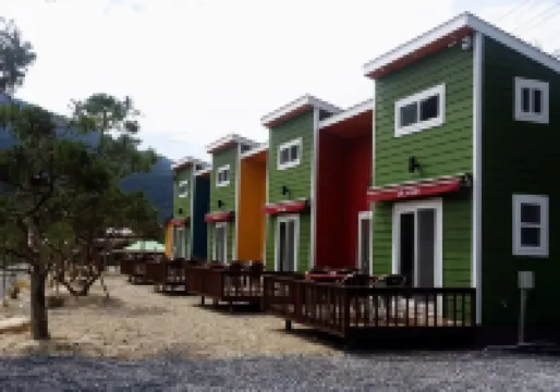 Yeongwol Nature Irang Camp Pension