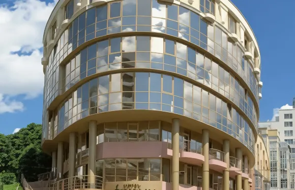 艾姆胡芝娜酒店