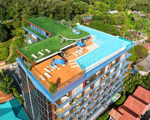 The Blue Mavi Hotel Отели рядом с достопримечательностью «Ват-Чалонг»
