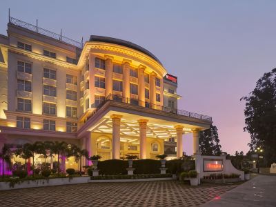 Ramada Plaza by Wyndham Chandigarh Zirakpur