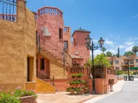 Villa Mandi Golf Resort Hotels in Playa de las Americas