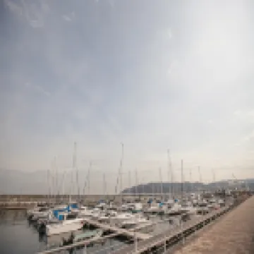 โรงแรม รีเดนท์ ไอโตะ