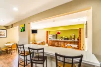 Quality Inn Carbondale University Area - Parkering