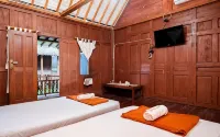 Pondok Daun D Martin Mitra RedDoorz Near UMY