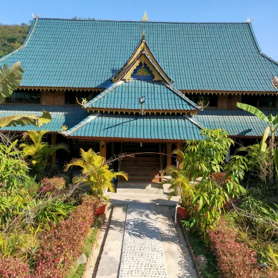 Jinghong Huayao Dai Farmhouse Chinese Inn Hotels near Simao Ancient Village
