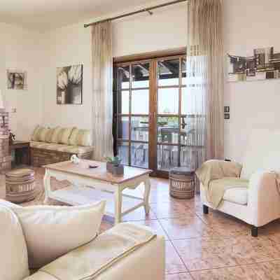 Villa Aetos Rooms