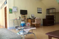 D's Corner & Guesthouse