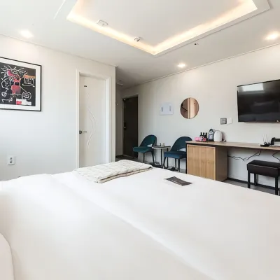 Suwon Hash Hotel Отели рядом с достопримечательностью «Парк Сохо»