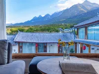 Lijiang Snow Mountain House View Courtyard (Baisha Ancient Town Branch) - pemandangan pegunungan