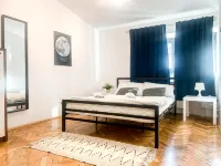 Whole Wide World Hostel Hotels near Zagreb Eye