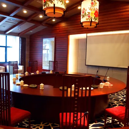 Sanqingshan Jinshawan Holiday Inn (East Jinsha Cableway)