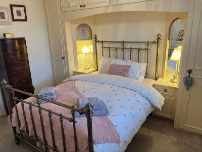 Cosy home in quiet cul-de-sac. Private fenced garden and free parking.