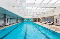 Yinchuan Guomao Center Hotel - piscina