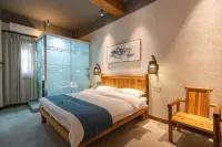 Meishe Country Hostel