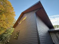 6 Bedroom, 6.5 Bathroom with Indoor Pool, Hot Tub & Sauna Hotels in Pierce County
