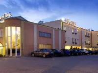 Park Hotel Bydgoszcz Hotels near Granaries