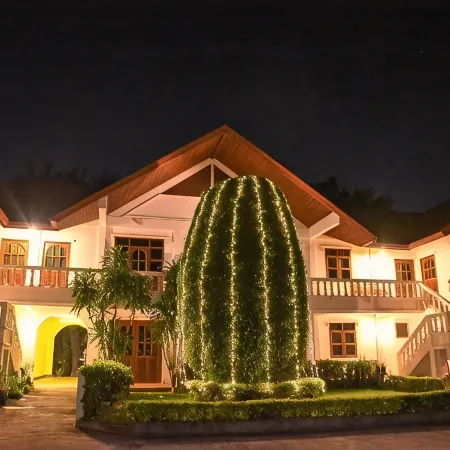 Golden Cupids Hotel