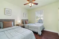 3Br East Austin Home with Private Yard, Near Downtown & Airport - Kuntosalit