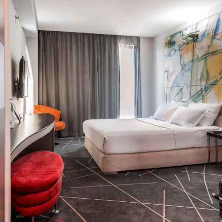 Nobel Zira Hotel Отели рядом с достопримечательностью «Палилула»