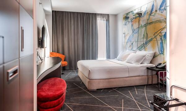 Nobel Zira Hotel