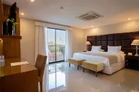 Las Lomas Casa Hotel - พร้อมระเบียง