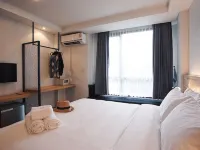 ISTY Design Hotel Hotels near Pa Tan