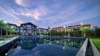 Noble Lake Hotel  Hainan - Pools