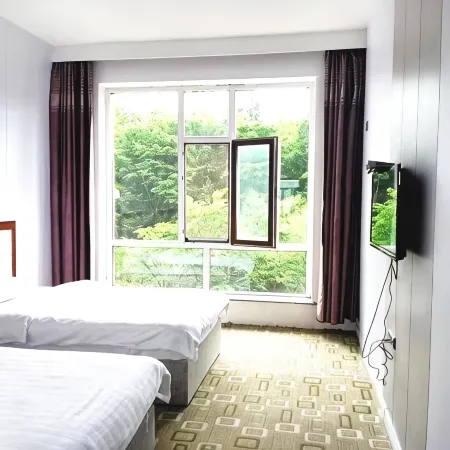 Wuying Yishuiwan Resort Hotel