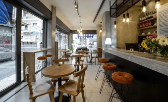 Tins Hotel City - Athens
