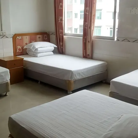 Guangning Xionghua Travel Industry