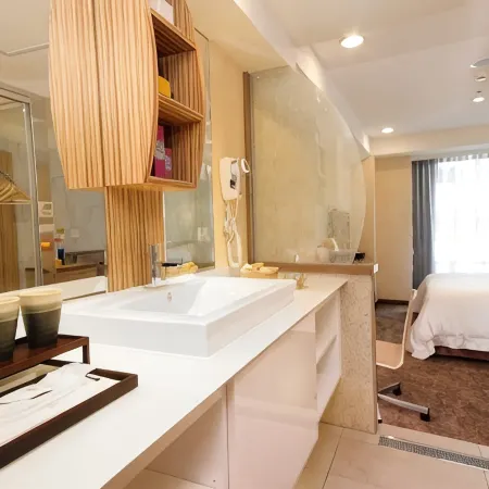 Homey House Отели рядом с достопримечательностью «Тайбэй Ай»