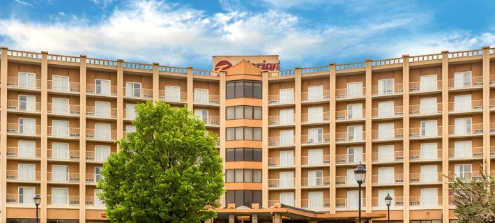 Clarion Hotel Philadelphia International Airport Hotels in Delaware County
