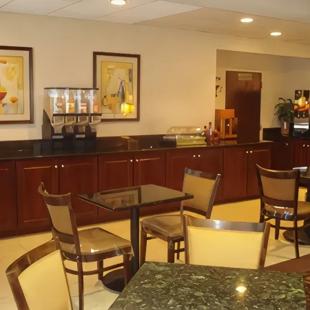 Best Western Plus Oak Mountain Inn