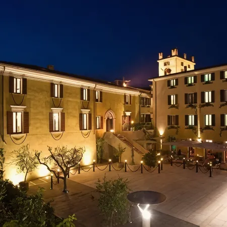 Hotel Alla Torre Hotels in Garda Town
