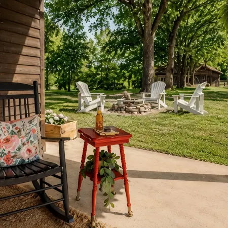 Dixie’s Cottage @ Muletown Farm• Fishing Pond • Fire Pit • Horse • Sunset Views
