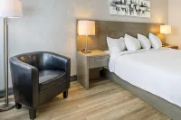 Repotel Henri IV Québec - Bãi đậu xe