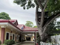 Cozy Stop Inn Các khách sạn gần Bãi biển Pristine