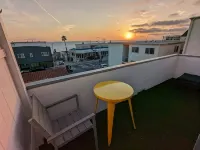Luxury Beachside Gem + Walk to Beach + Ocean Views