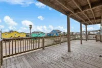 The Neon Palm - 4Bed 3Bath in Surfside Beach TX - Wifi