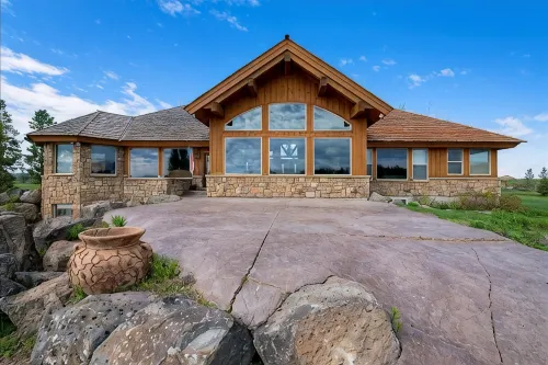 North Shore Lodge  8 bed 11 bath on Island Park Reservoir with Private Dock - 4-Star