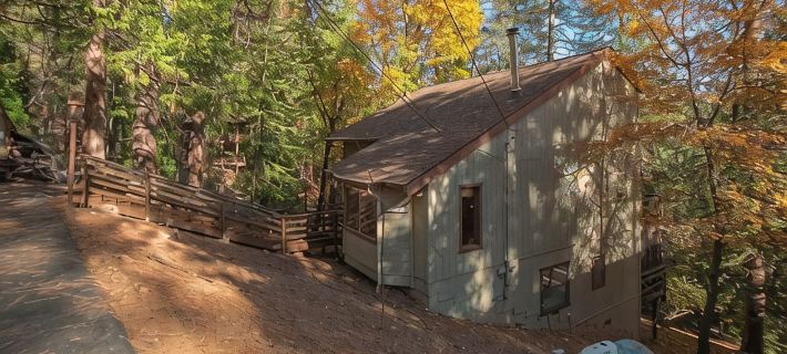 Arnold Getaway with lake access Hotels in Arnold