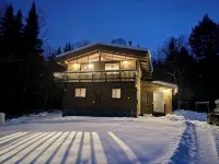 Peaceful chalet near Bromley, Magic, Okemo, Mount Snow, and Stratton