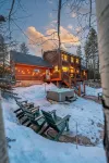 Mtn & Lake Views, Hot Tub, Dog Friendly, Chef's Kitchen, 5 Min to Main St Breck
