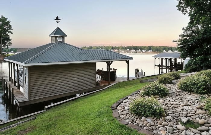 4-BR Lakefront Home with Amazing Views