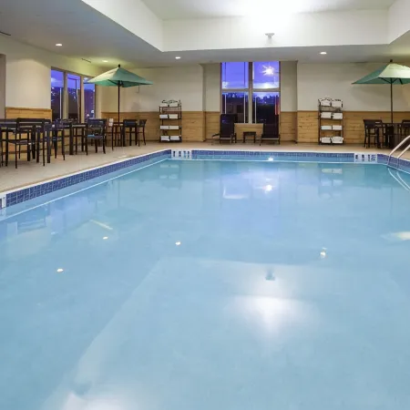 Hampton Inn by Hilton Duluth Canal Park