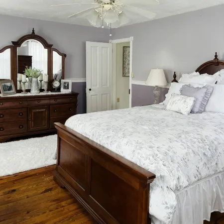 Historic Farmhouse Getaway