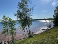 Madeline Island Cottage -Just Steps of Lake Superior with Sweeping Views. - 3-Sterne