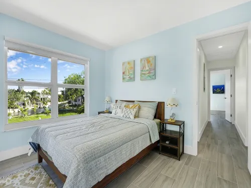 Waterfront House in the heart of Cudjoe Key. - Wifi