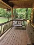Nature Lovers Paradise- Rustic Cabin on 2 Acres with a Creek! - Wifi